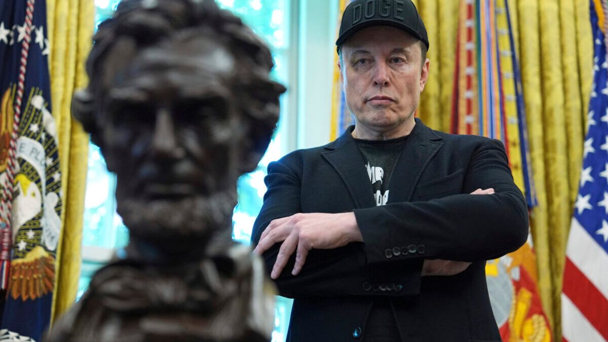 E4ccba112a44845a3311dc0853e624bb